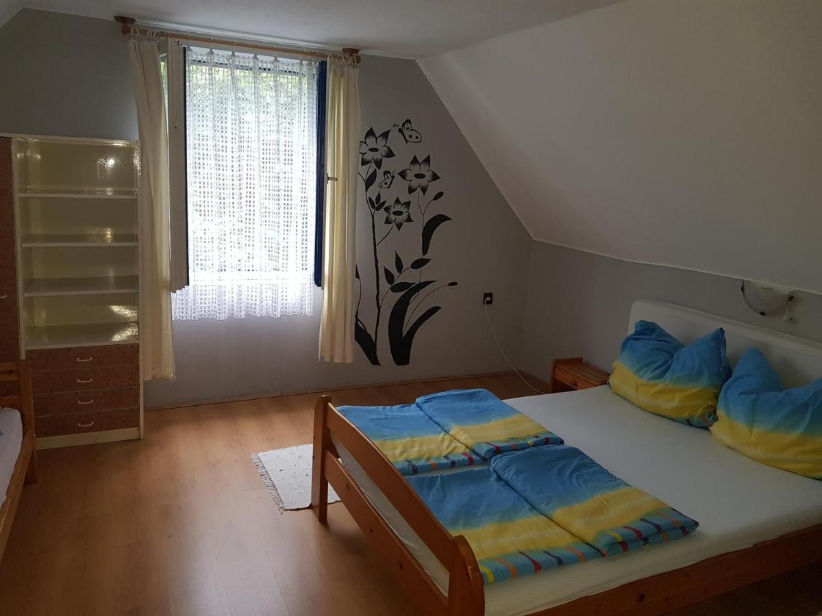 Aron Apartman Badacsonytomaj Eksteriør billede